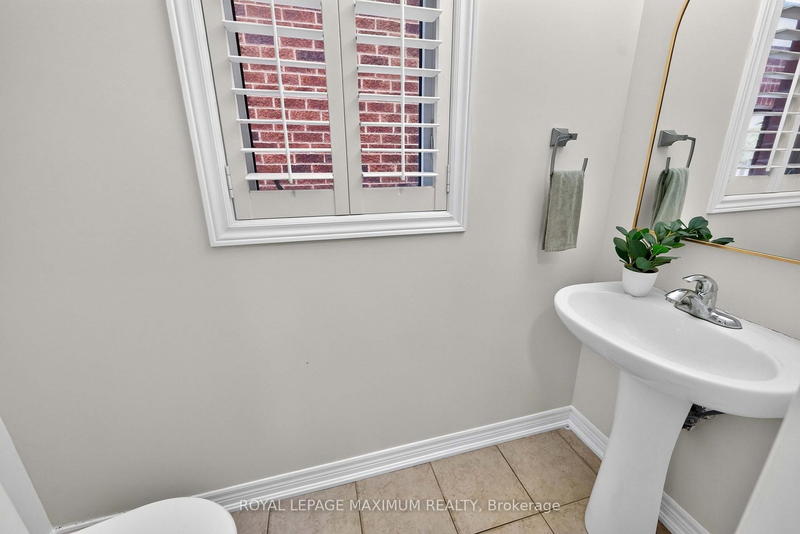 95 White Beach Crescent • Vaughan, ON photo 15