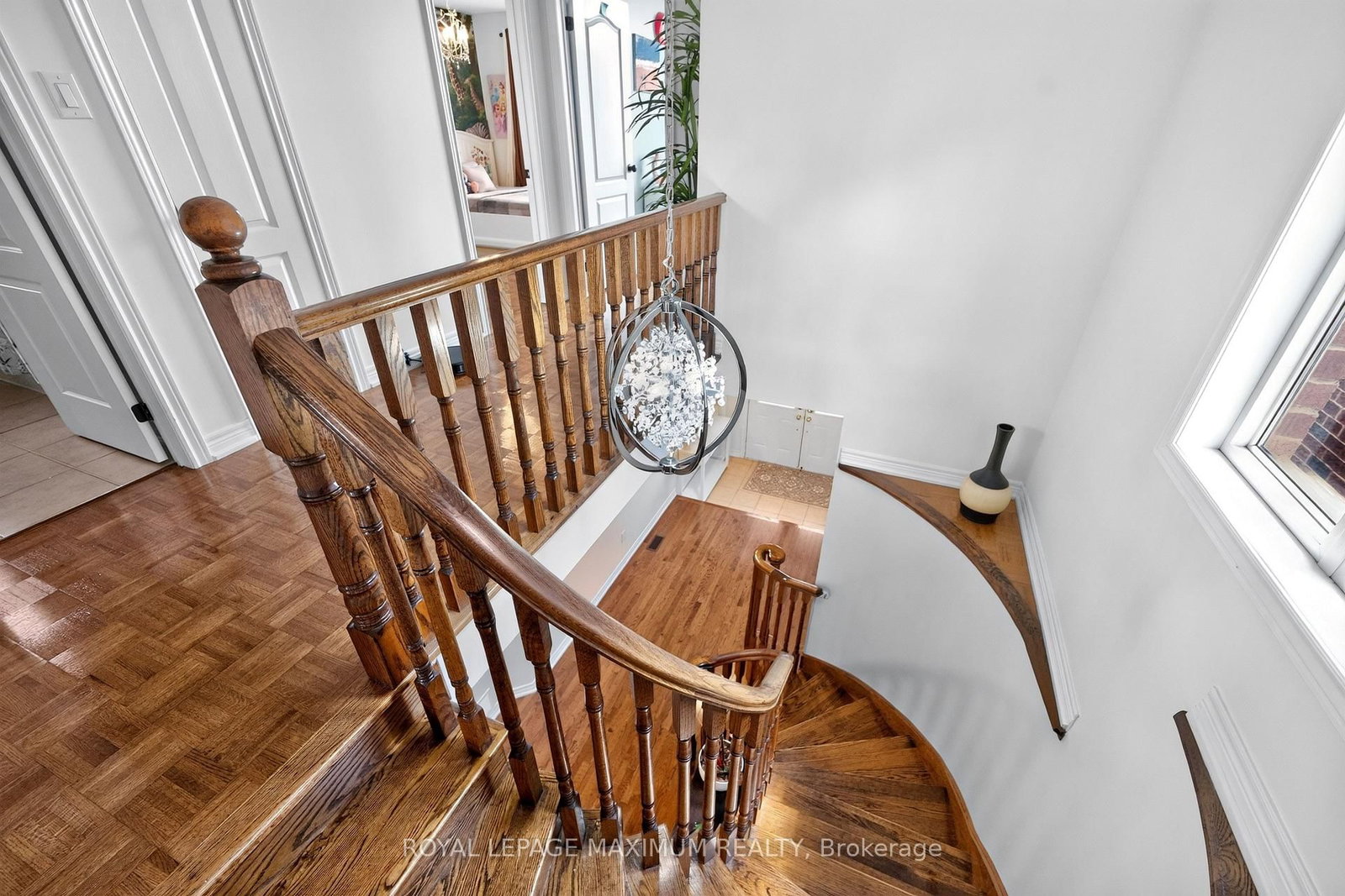 95 White Beach Crescent • Vaughan, ON photo 16