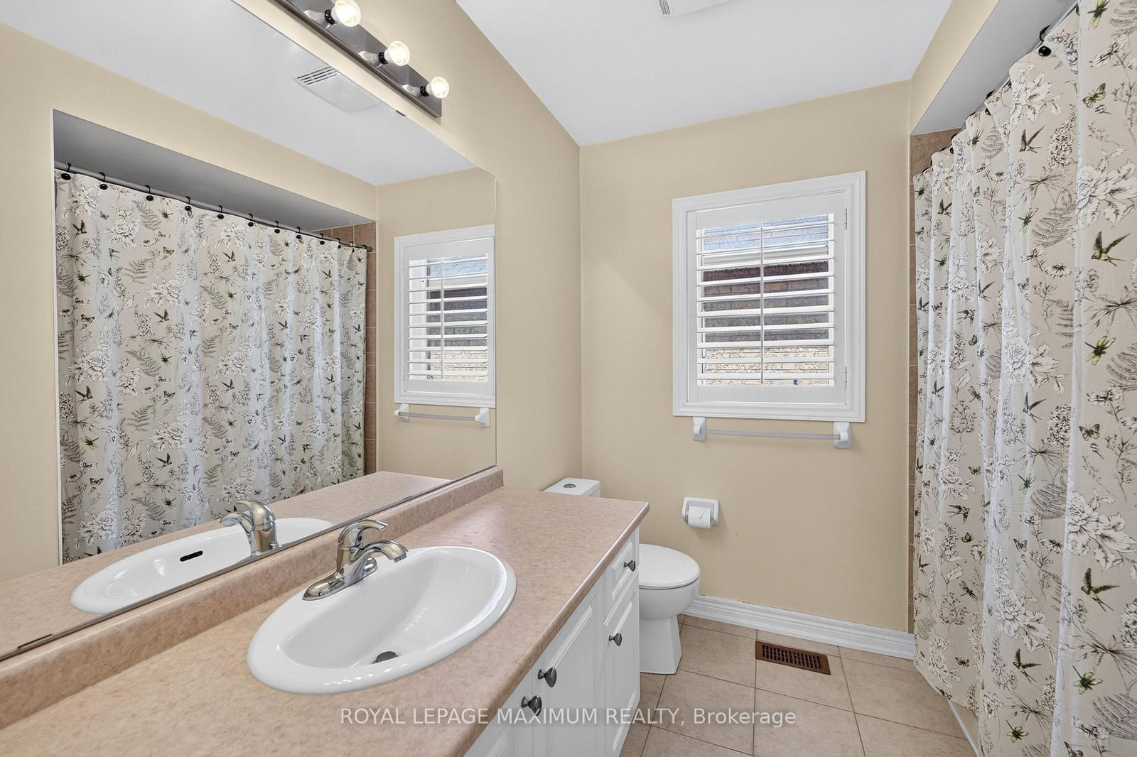 95 White Beach Crescent • Vaughan, ON photo 27