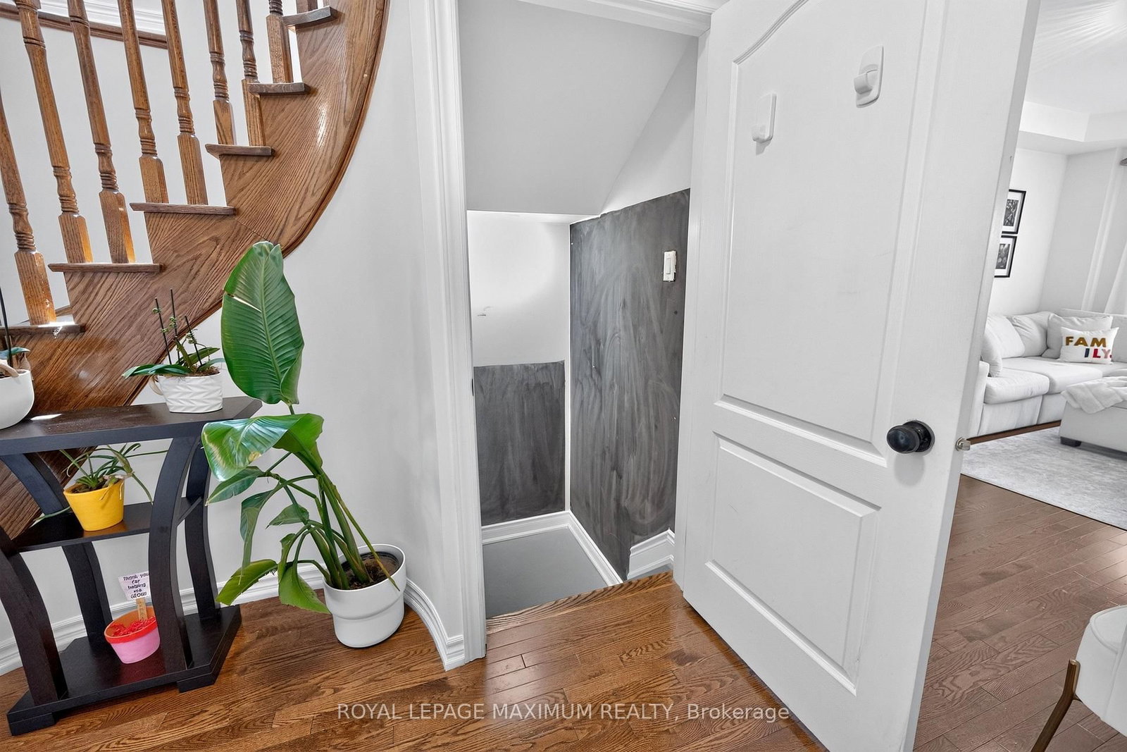 95 White Beach Crescent • Vaughan, ON photo 28