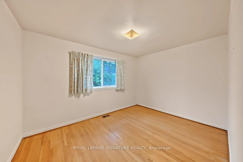 407 Wenlock Avenue • Richmond Hill, ON photo 19