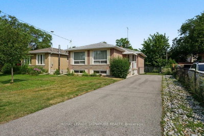 407 Wenlock Avenue • Richmond Hill, ON photo 6