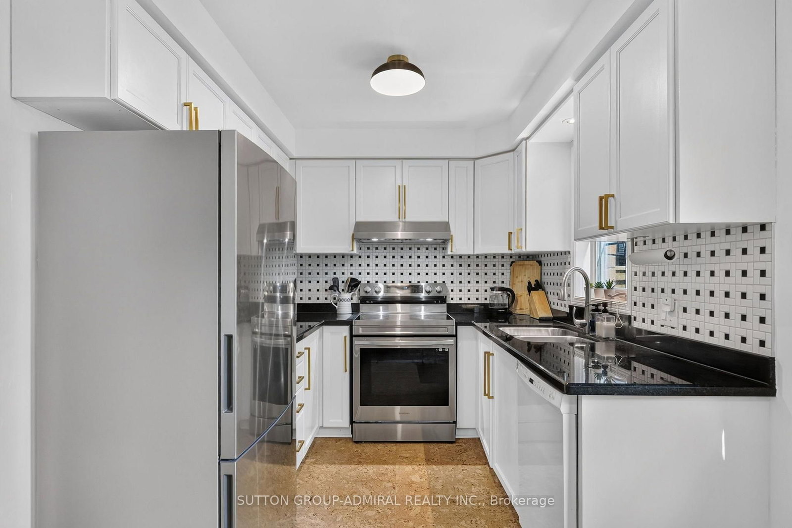 359 John West Way • Aurora, ON photo 9