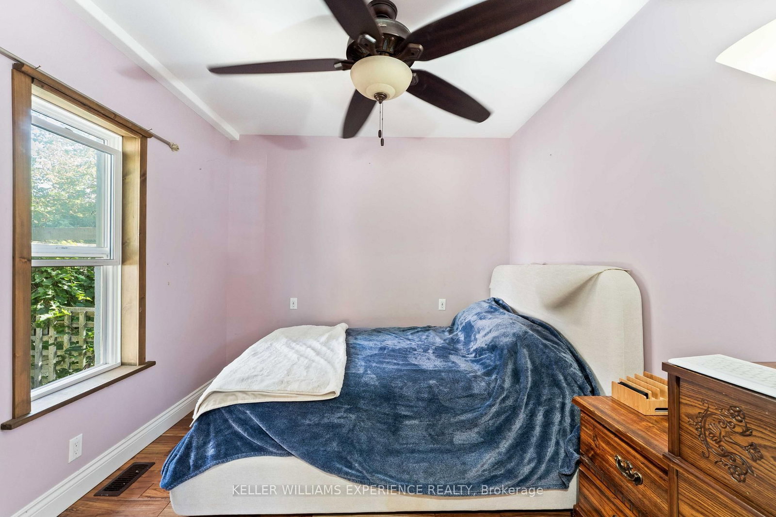 120 Elizabeth Street • Essa, ON photo 12