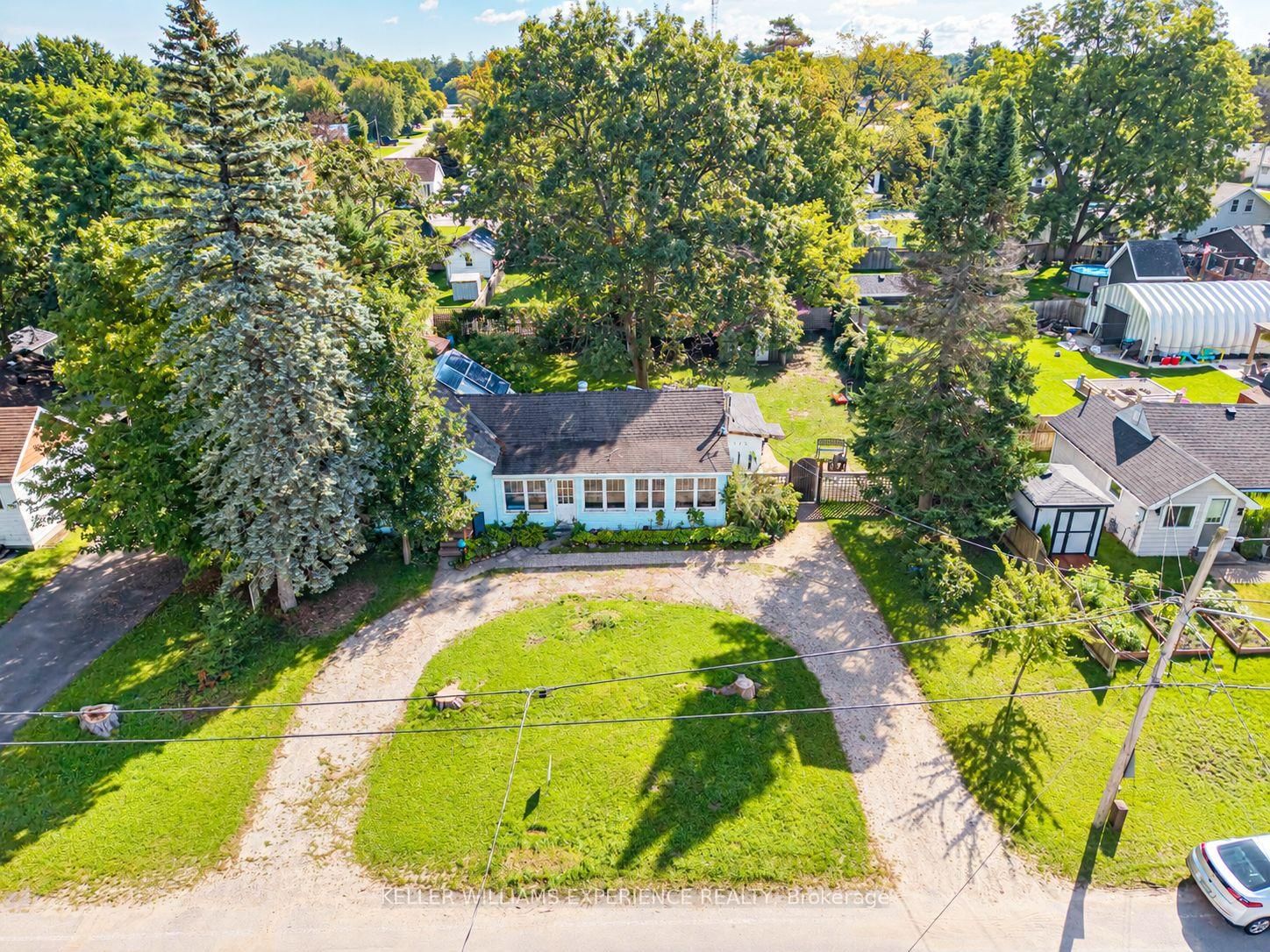 120 Elizabeth Street • Essa, ON photo 3