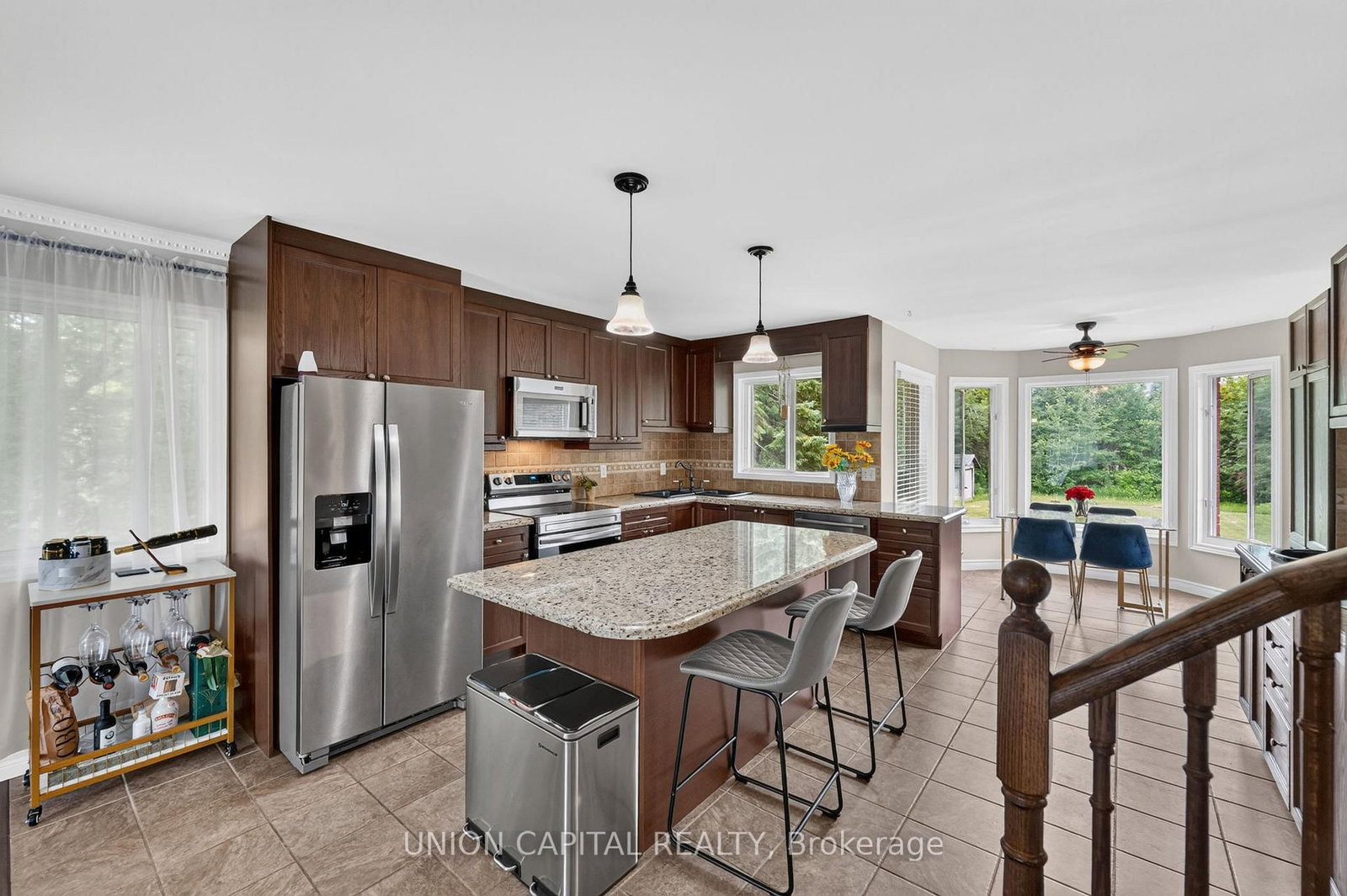 3132 Ravenshoe Road • Georgina, ON photo 13