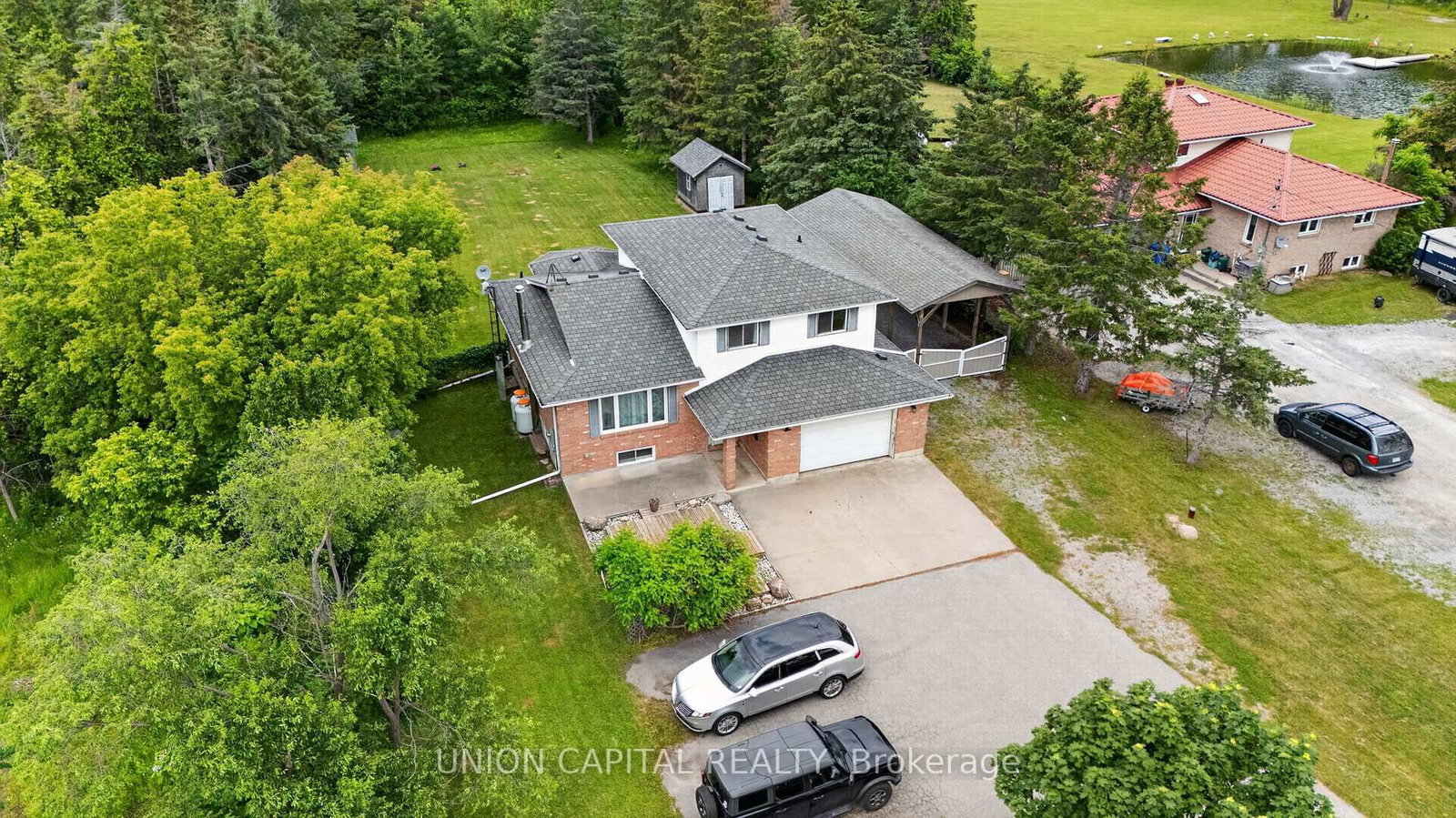 3132 Ravenshoe Road • Georgina, ON photo 4