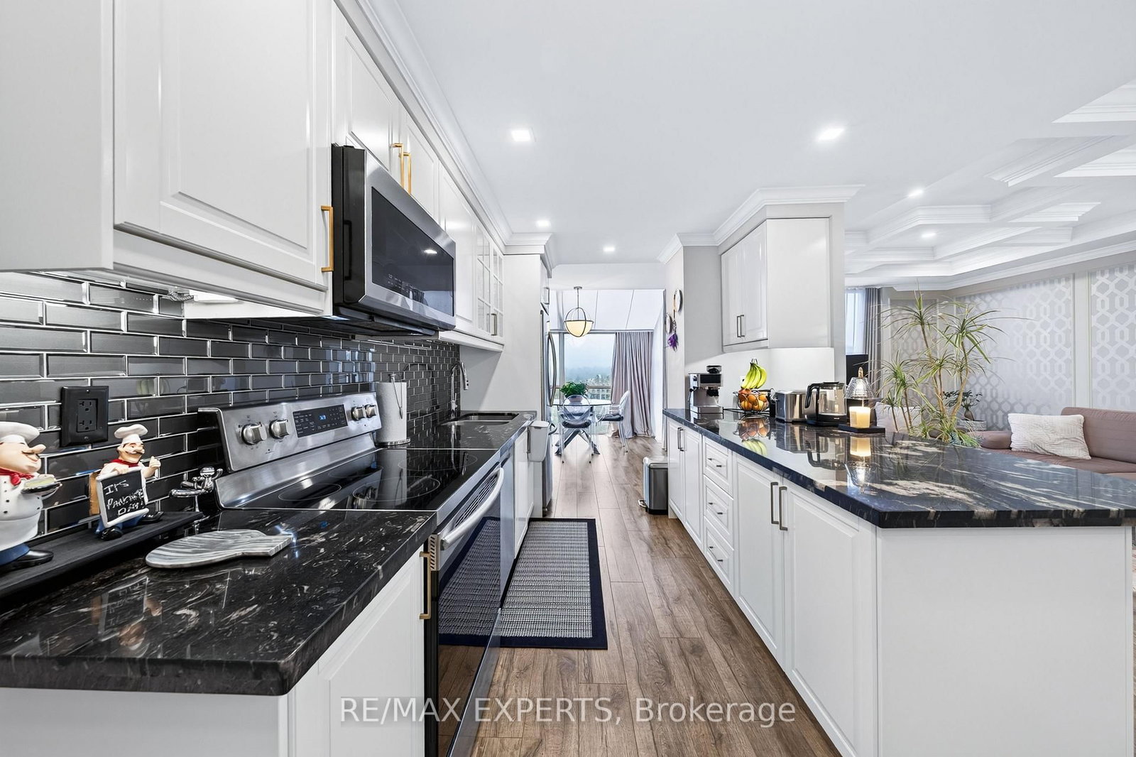 30 Harding Boulevard W • #Ph01 • Richmond Hill, ON photo 20