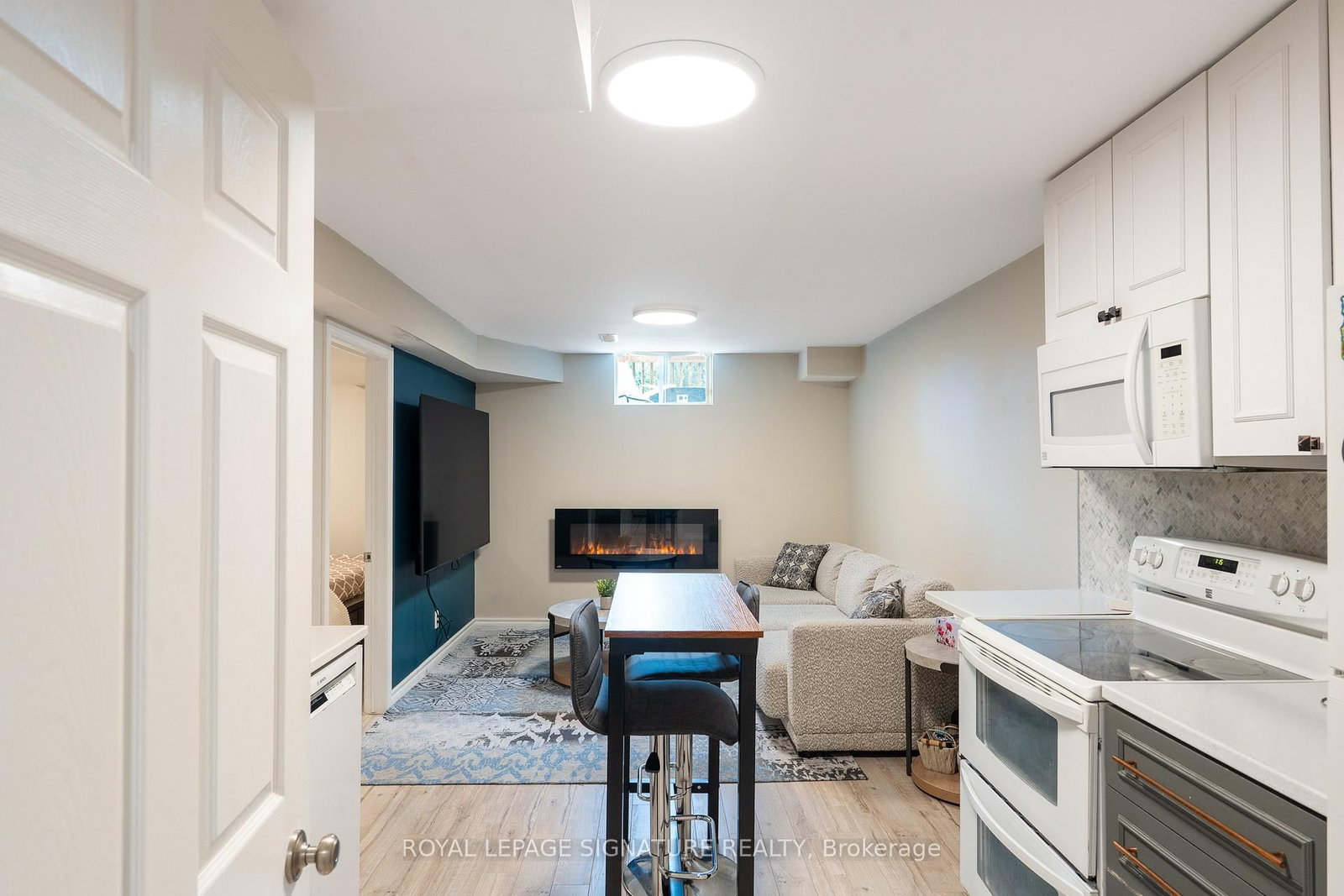 116 Clearmeadow Boulevard • Newmarket, ON photo 33