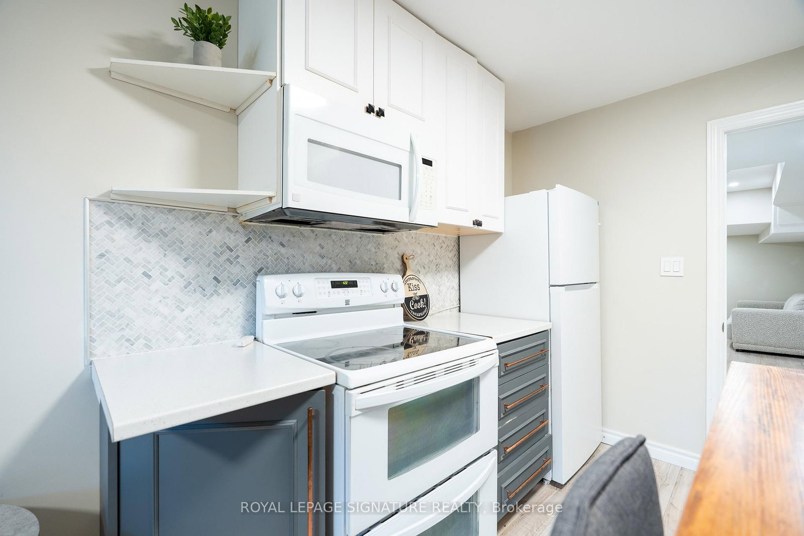 116 Clearmeadow Boulevard • Newmarket, ON photo 37