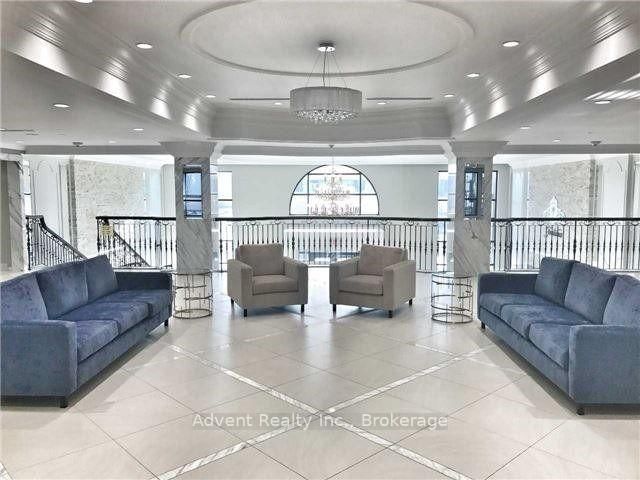 910 - 99 South Town Centre Boulevard