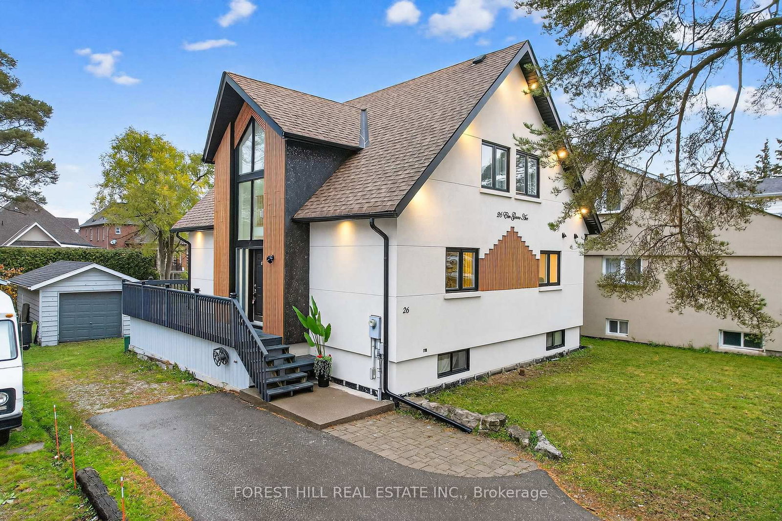 26 Elm Grove Avenue • Richmond Hill, ON photo 1