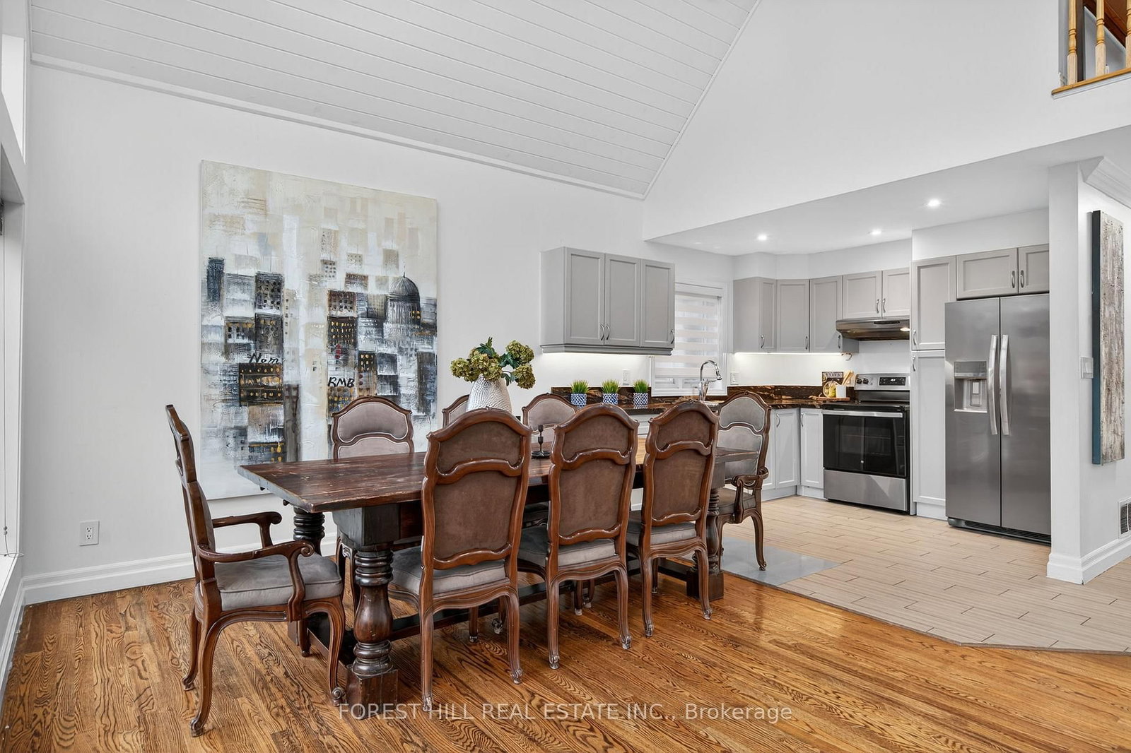 26 Elm Grove Avenue • Richmond Hill, ON photo 10