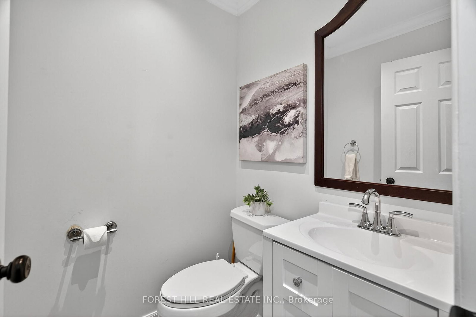 26 Elm Grove Avenue • Richmond Hill, ON photo 17