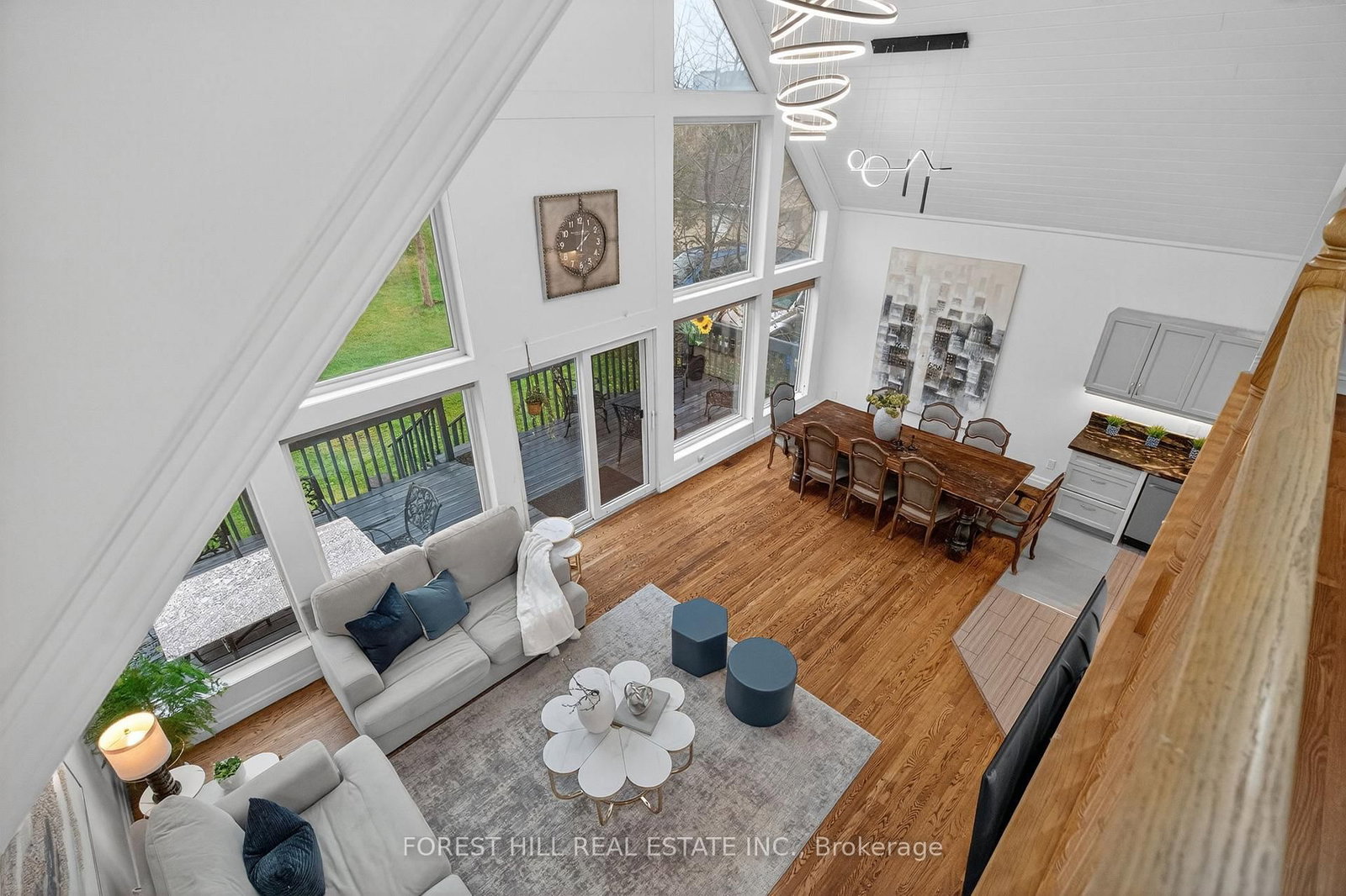 26 Elm Grove Avenue • Richmond Hill, ON photo 5
