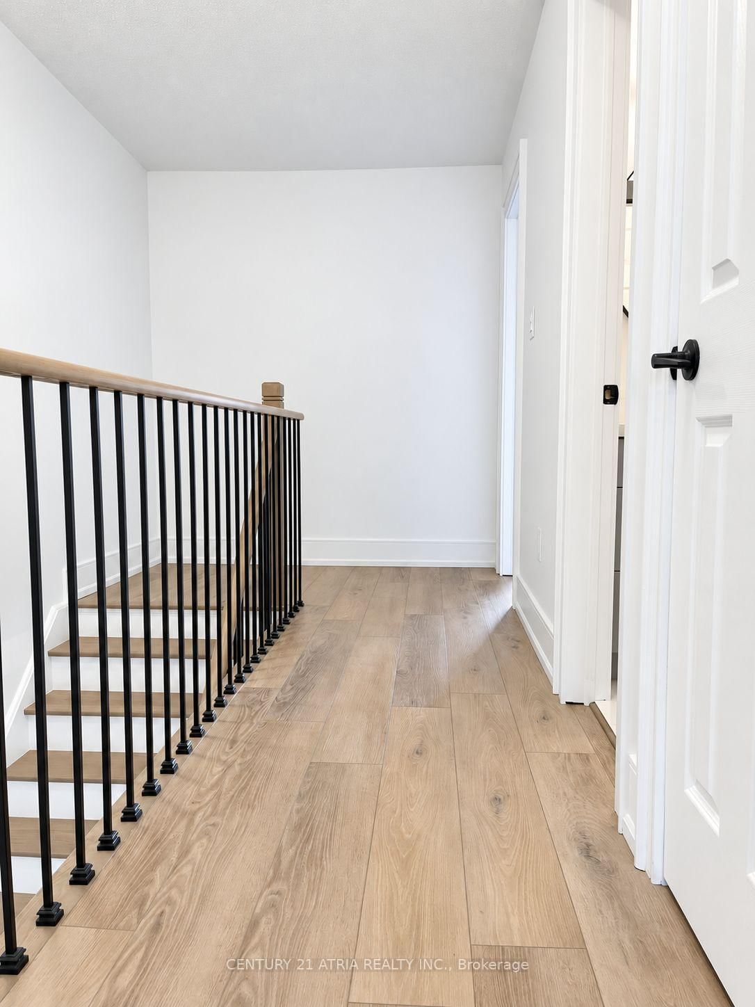 221 Via Campanile, Vaughan, view 8