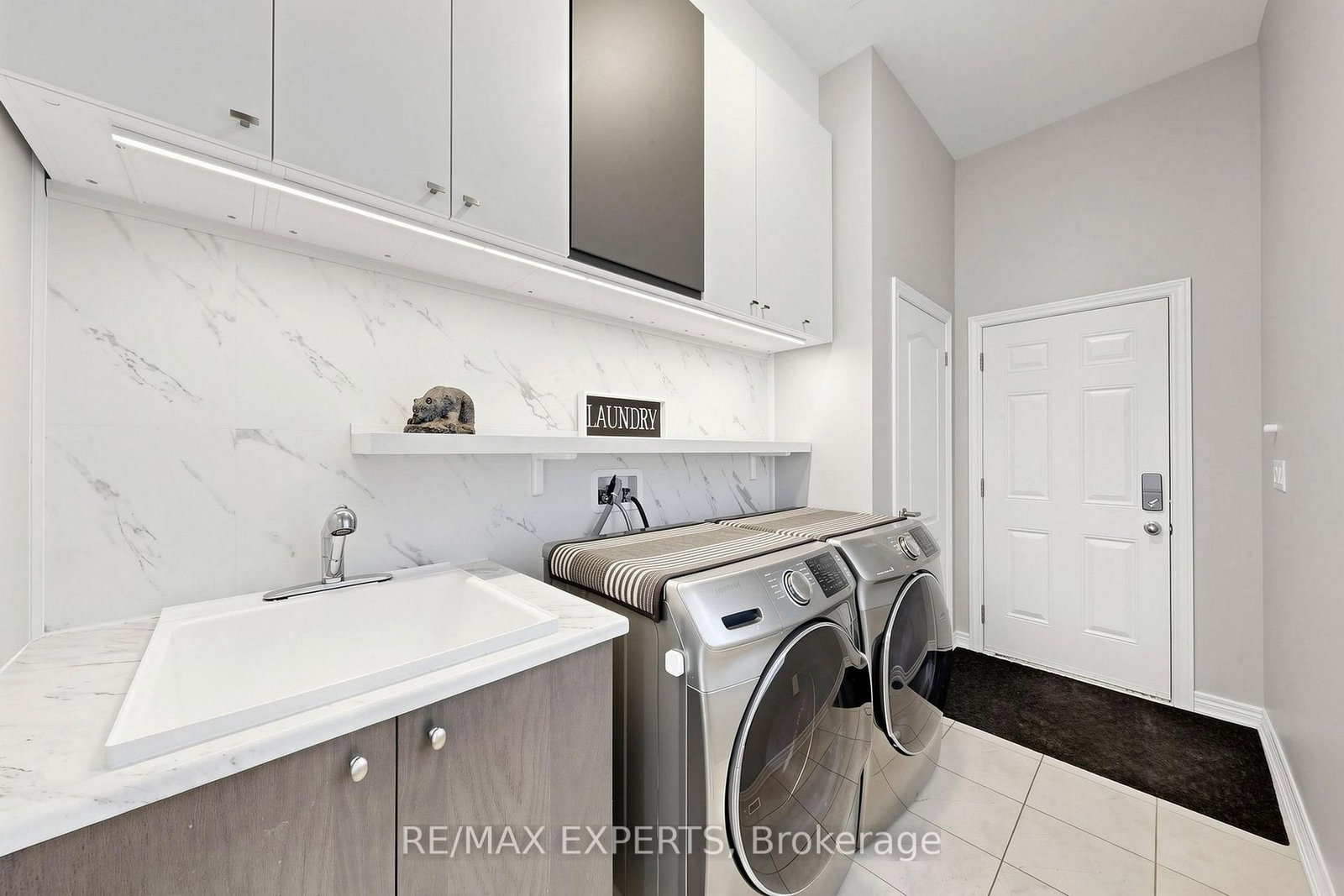 9 Applegate Drive • East Gwillimbury, ON photo 17