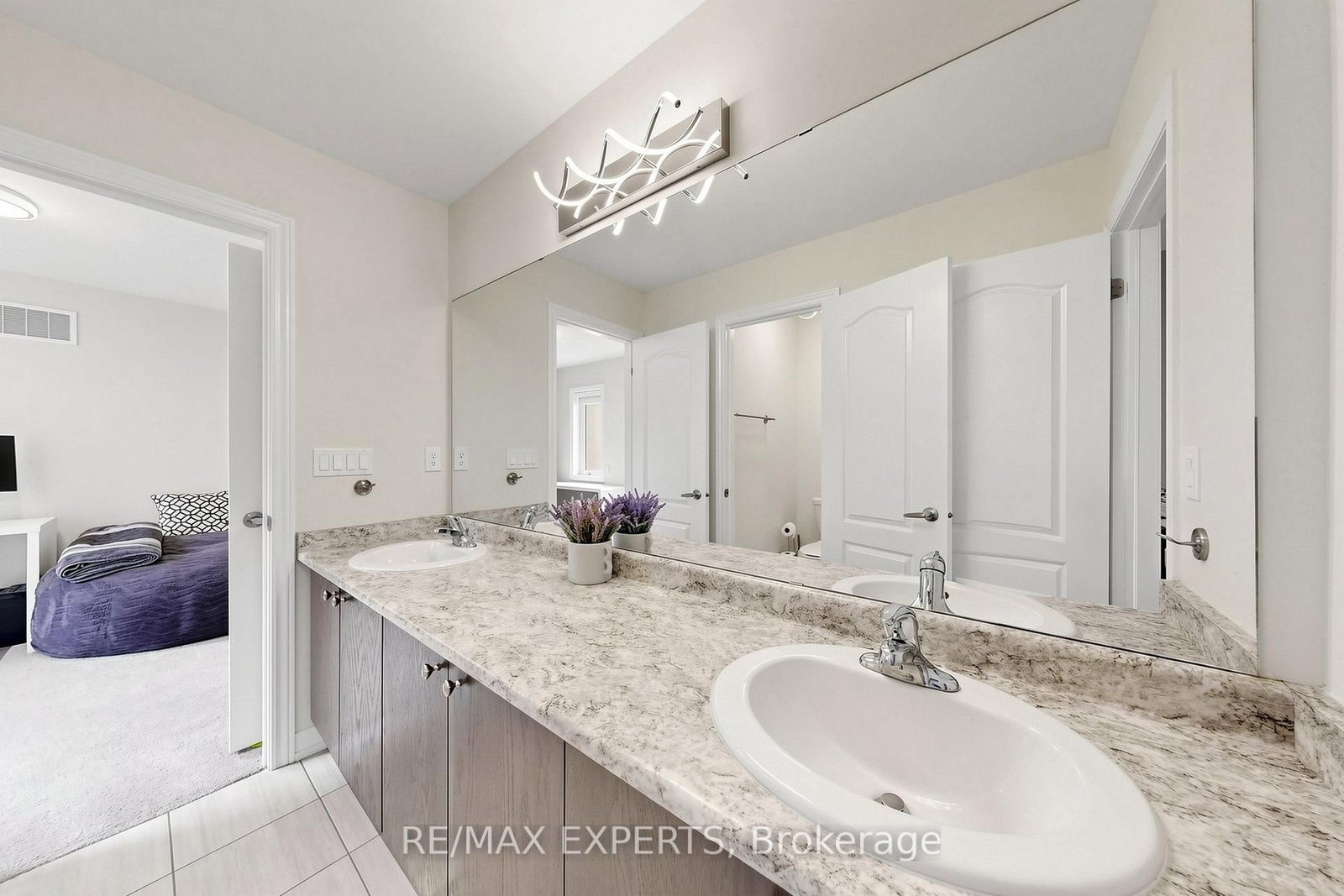 9 Applegate Drive • East Gwillimbury, ON photo 28