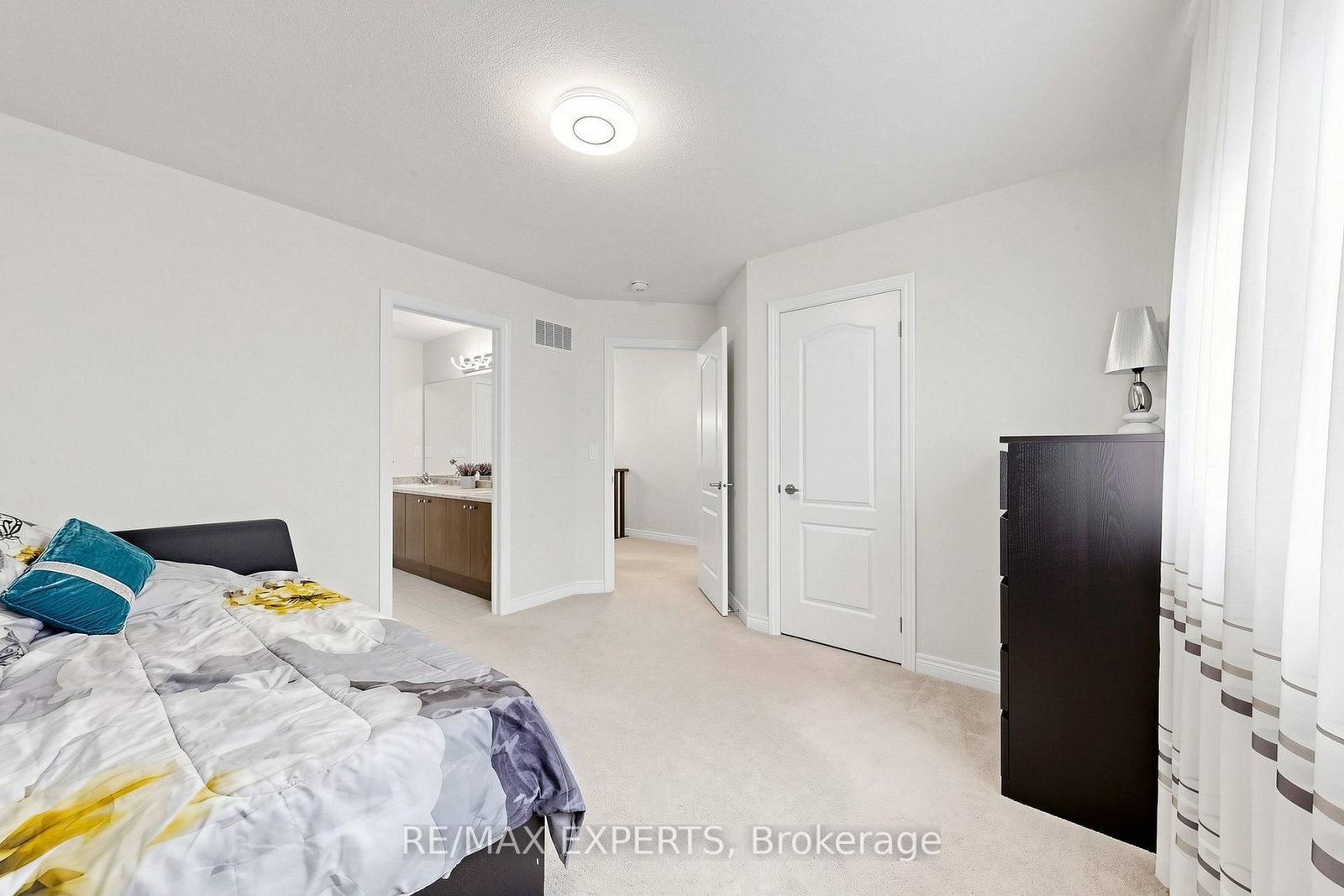 9 Applegate Drive • East Gwillimbury, ON photo 31