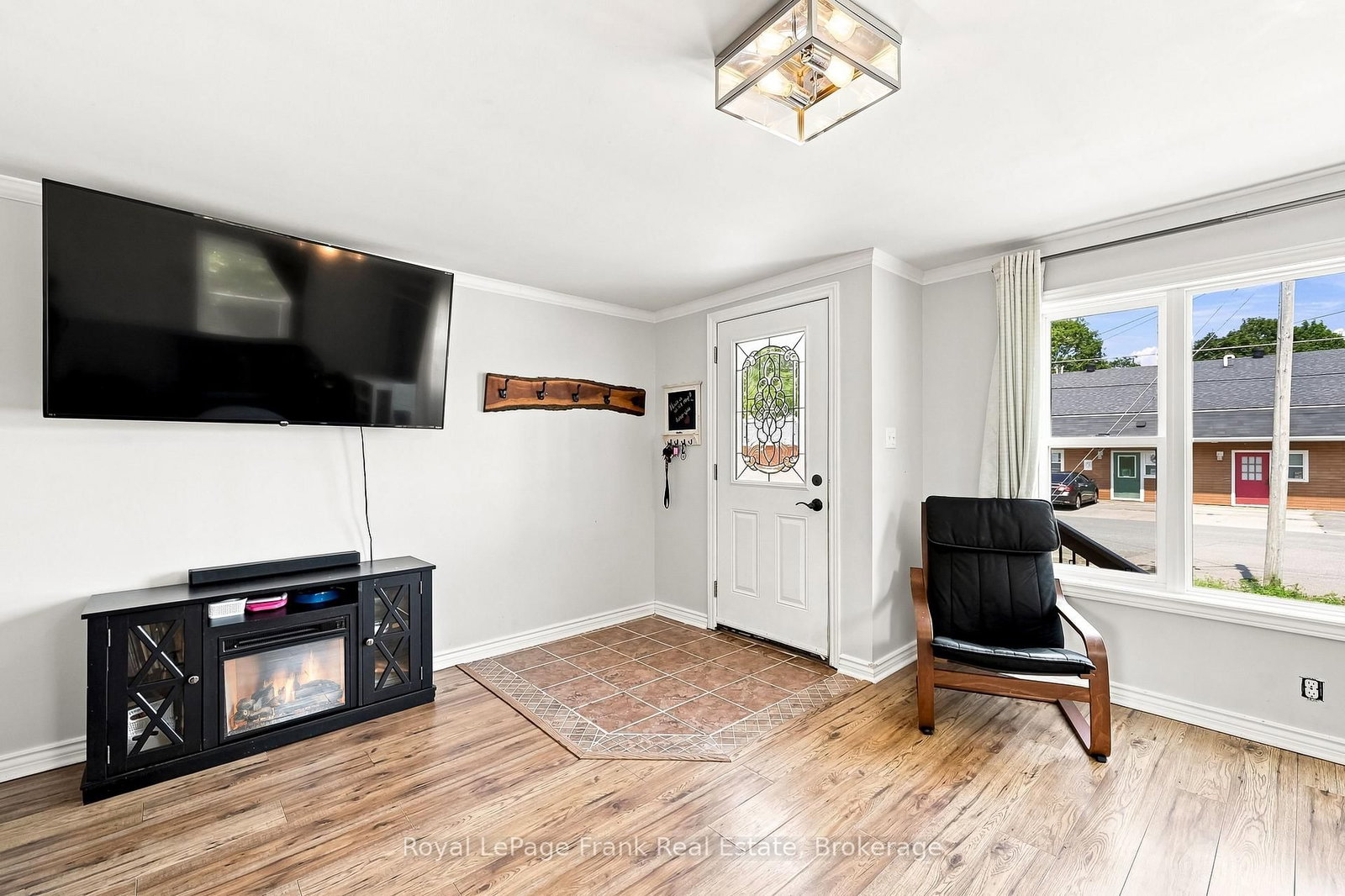 317 Bay Street • Brock, ON photo 8