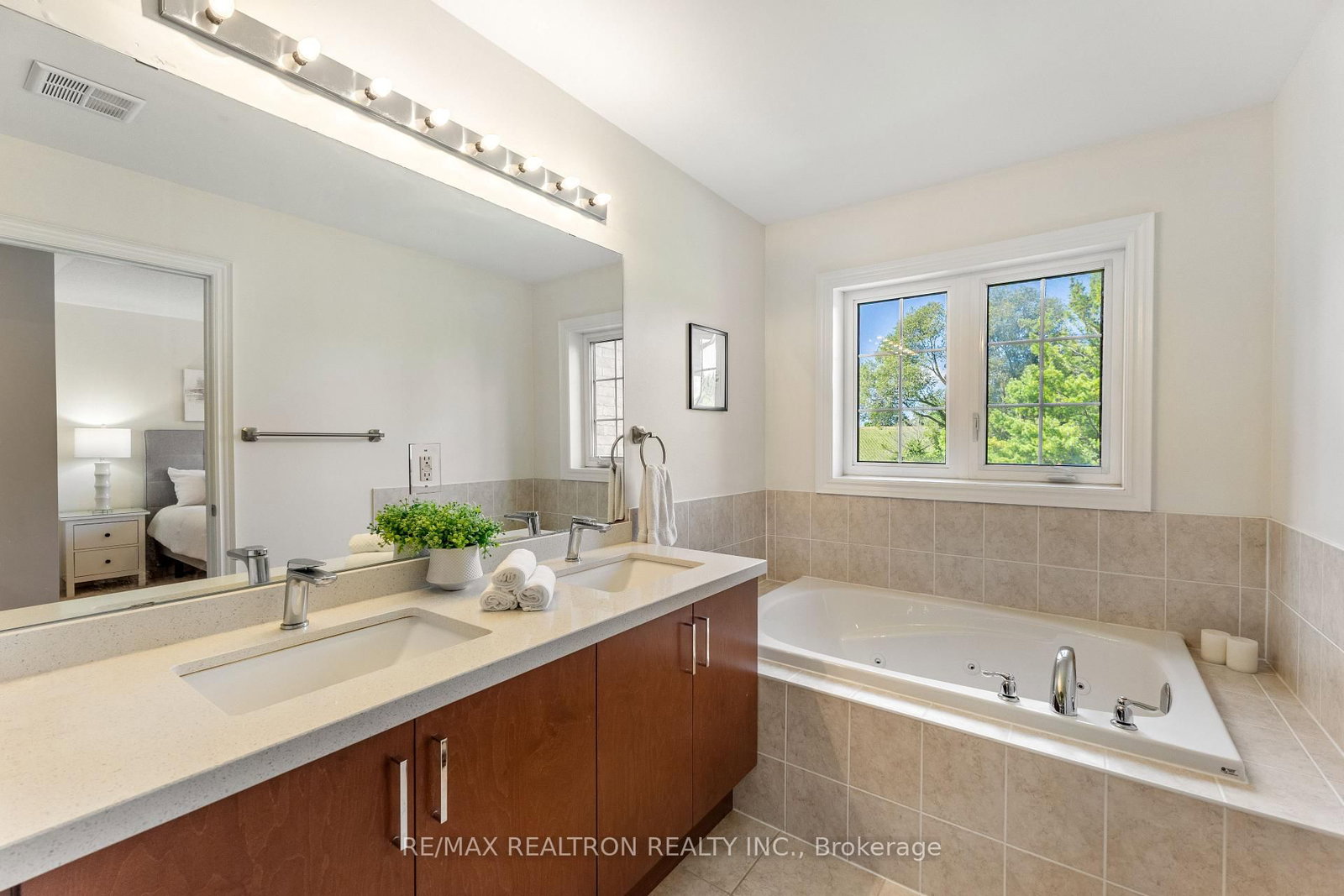 126 Countryman Road • East Gwillimbury, ON photo 14