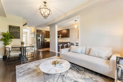 126 Countryman Road • East Gwillimbury, ON photo 3