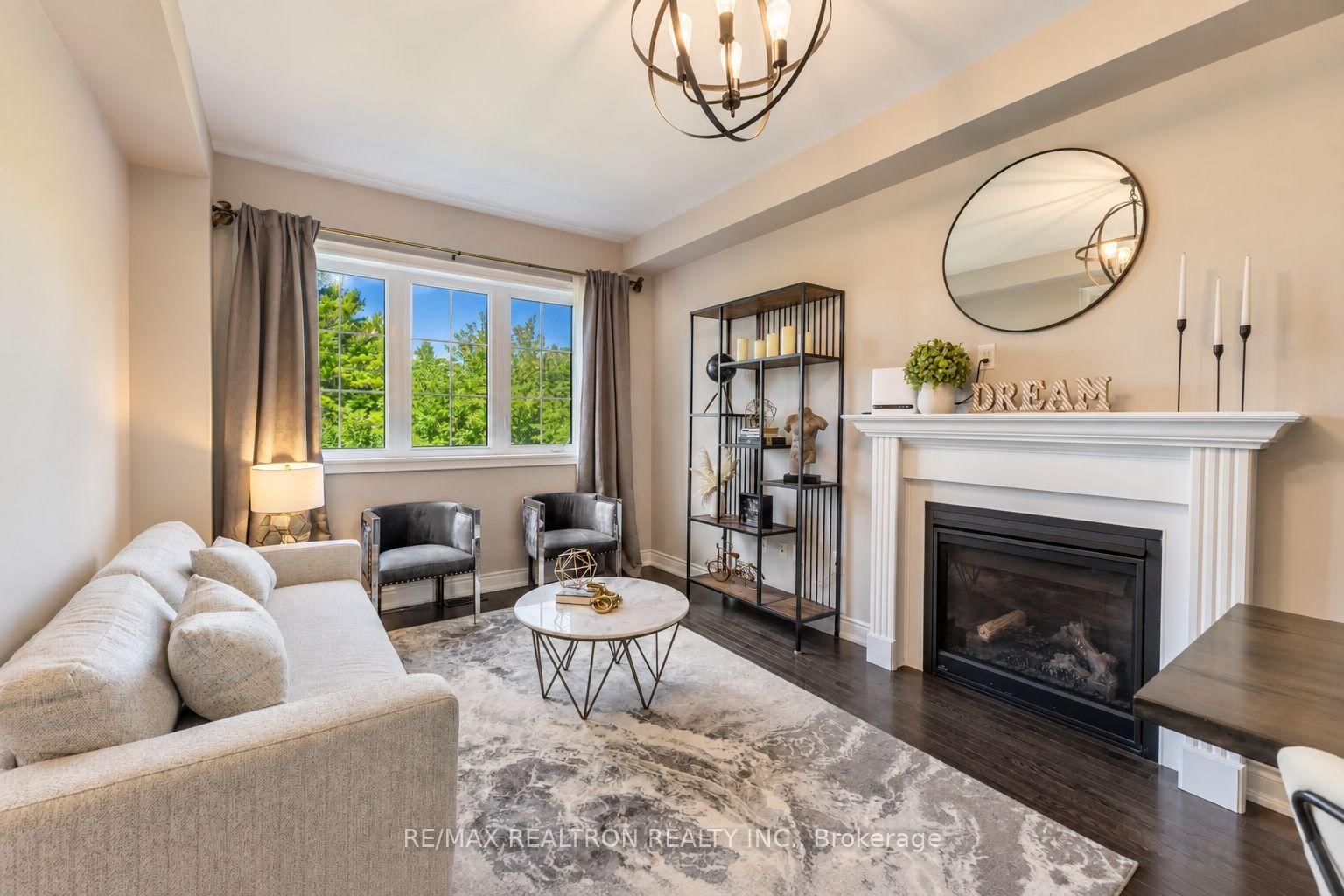 126 Countryman Road • East Gwillimbury, ON photo 4