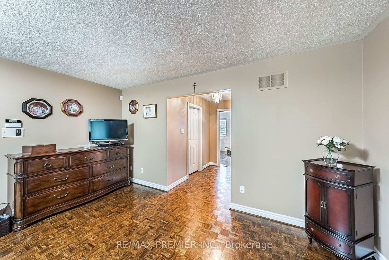 104 Cartwright Boulevard • Vaughan, ON photo 33