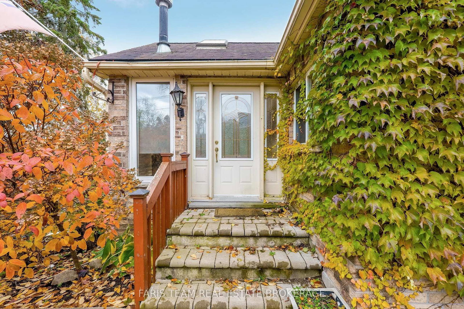2790 Purvis Street • Innisfil, ON photo 3