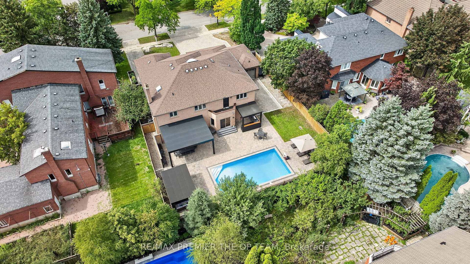 155 Dianawood Ridge • Vaughan, ON photo 37