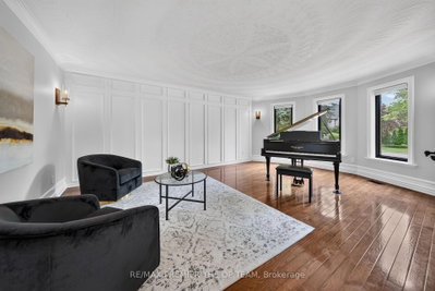 155 Dianawood Ridge • Vaughan, ON photo 5