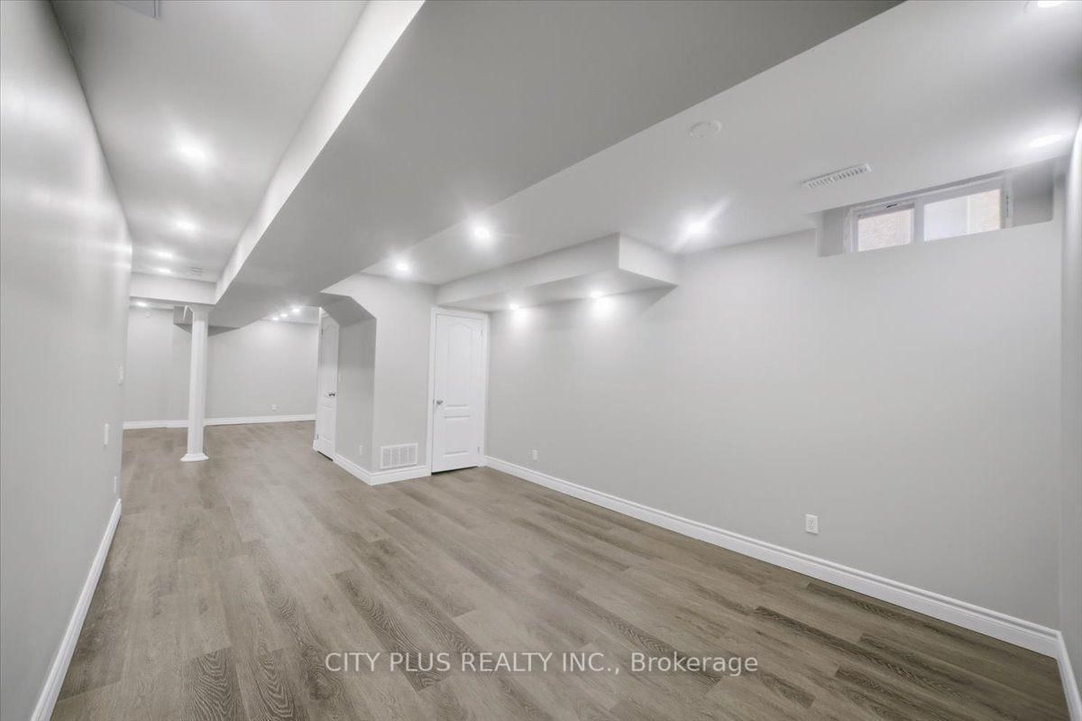 59 Byers Pond Way • Whitchurch-Stouffville, ON photo 32