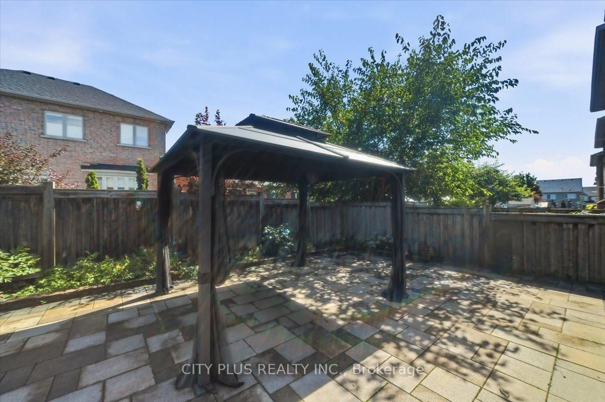 59 Byers Pond Way • Whitchurch-Stouffville, ON photo 35