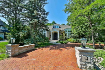 9 Seinecliffe Road • Markham, ON photo 2