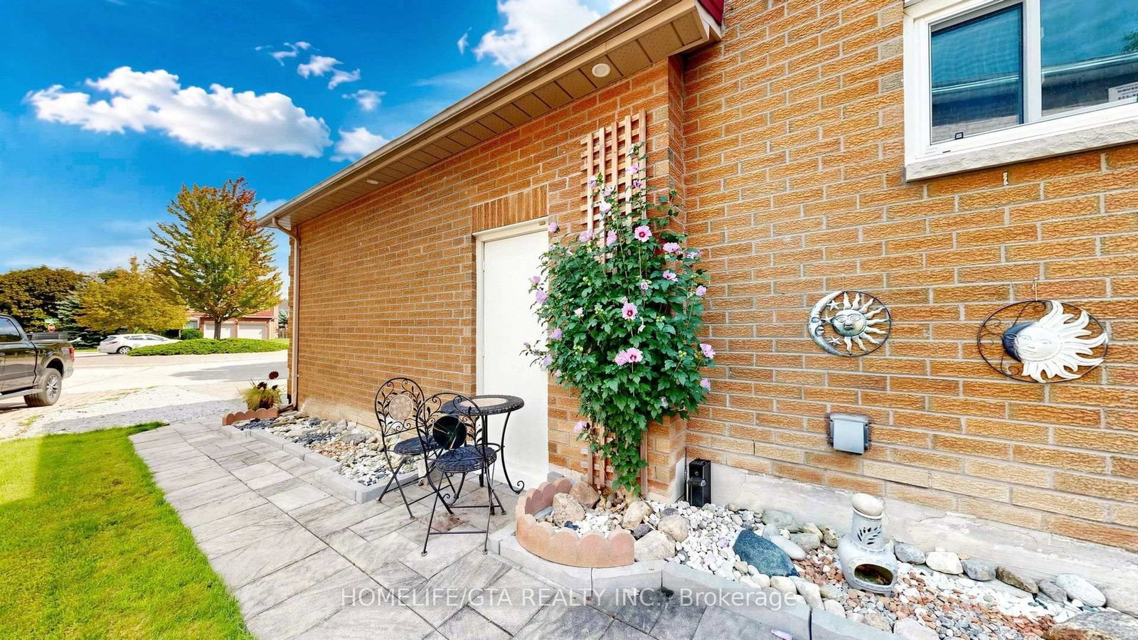 4 Alma Court • Richmond Hill, ON photo 49