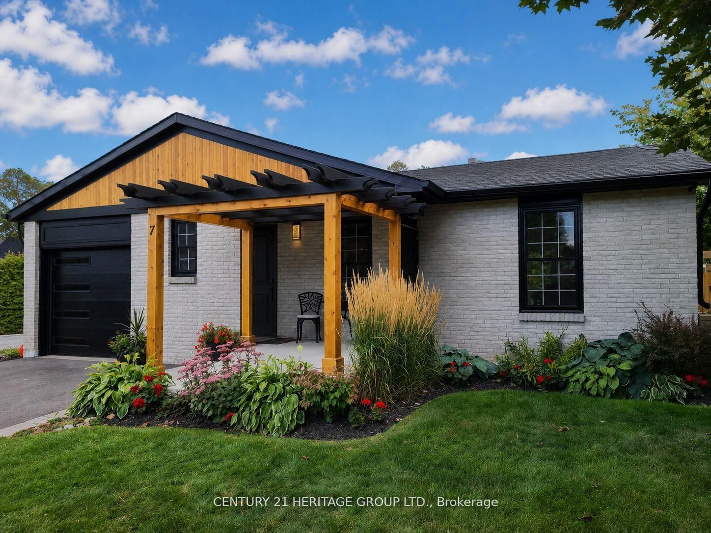 7 Crawford Circle • New Tecumseth, ON photo 4