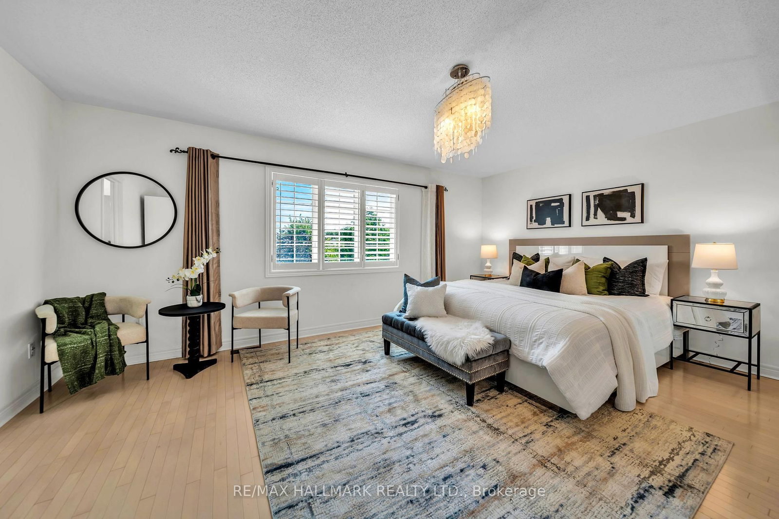 614 Society Crescent • Newmarket, ON photo 18
