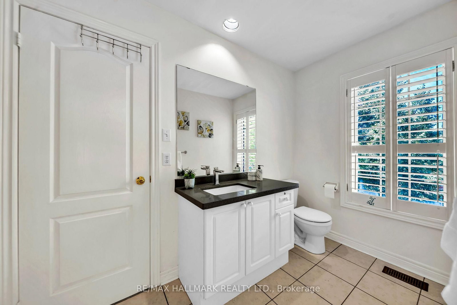 614 Society Crescent • Newmarket, ON photo 28