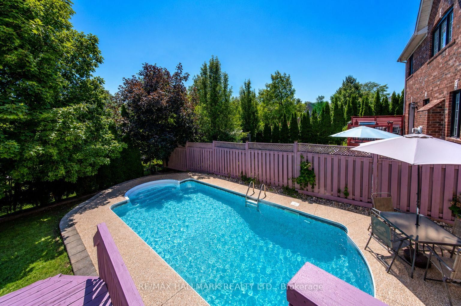 614 Society Crescent • Newmarket, ON photo 35
