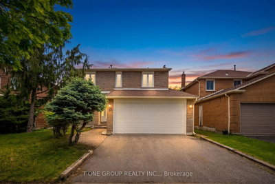 57 Buchanan Drive • Markham, ON photo 2