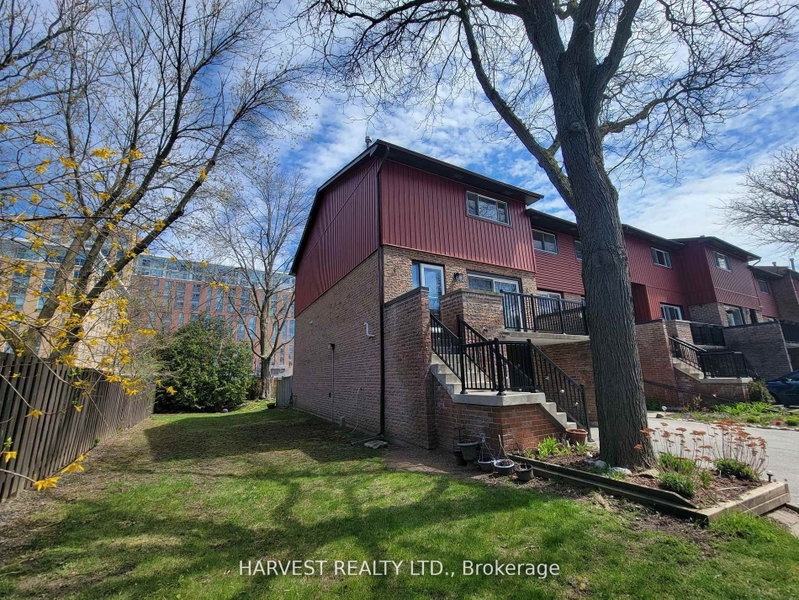 55 Ashglen Way