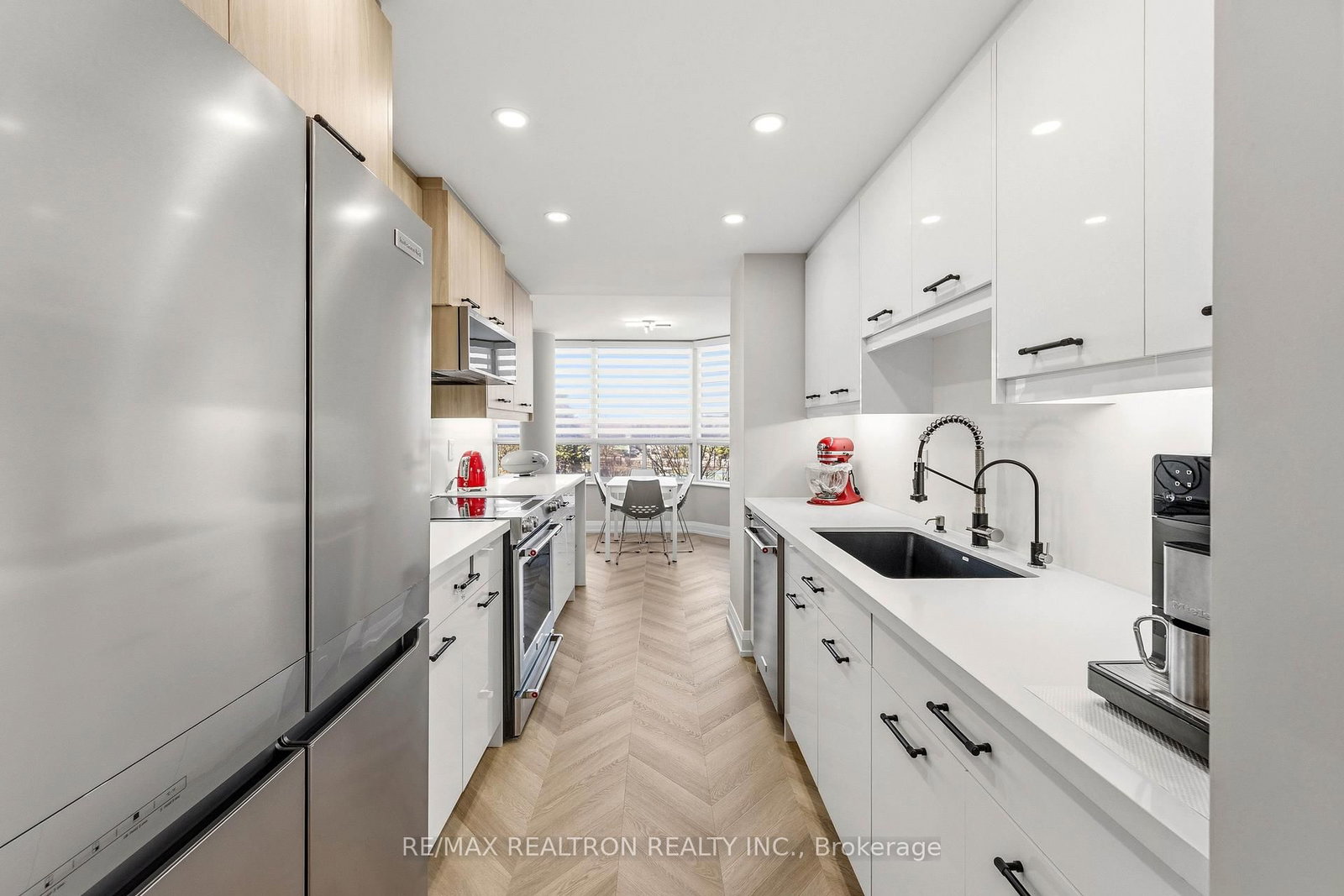 11 Townsgate Drive • #312 • Vaughan, ON photo 10