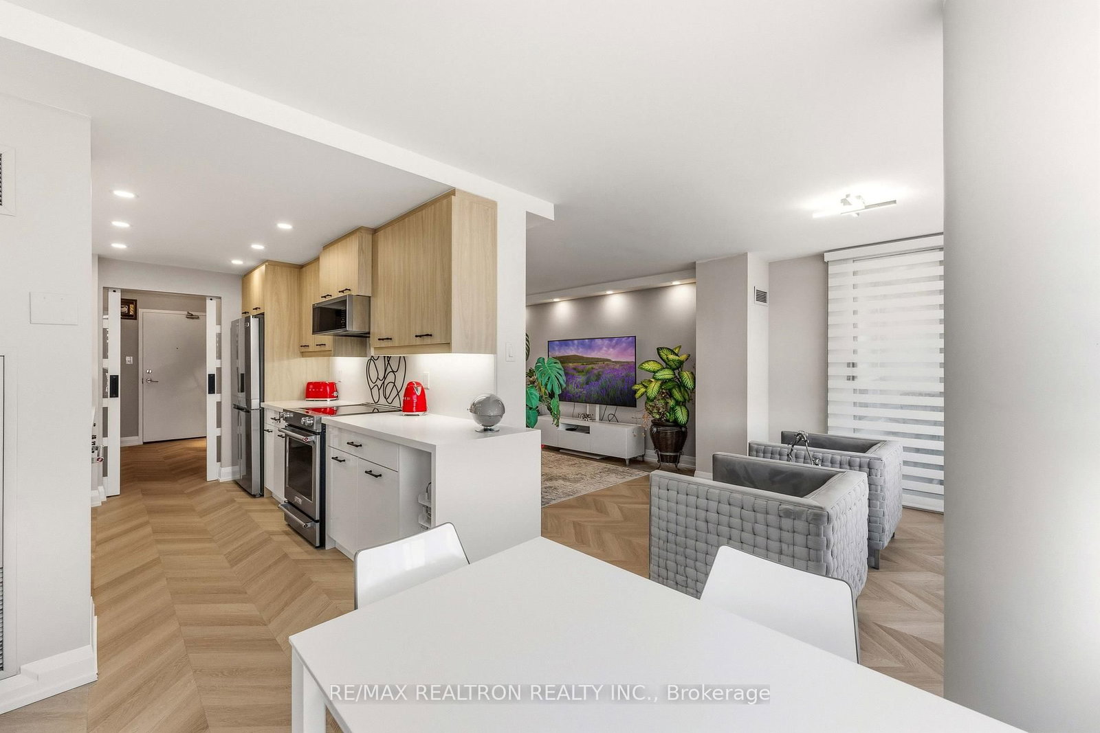 11 Townsgate Drive • #312 • Vaughan, ON photo 17