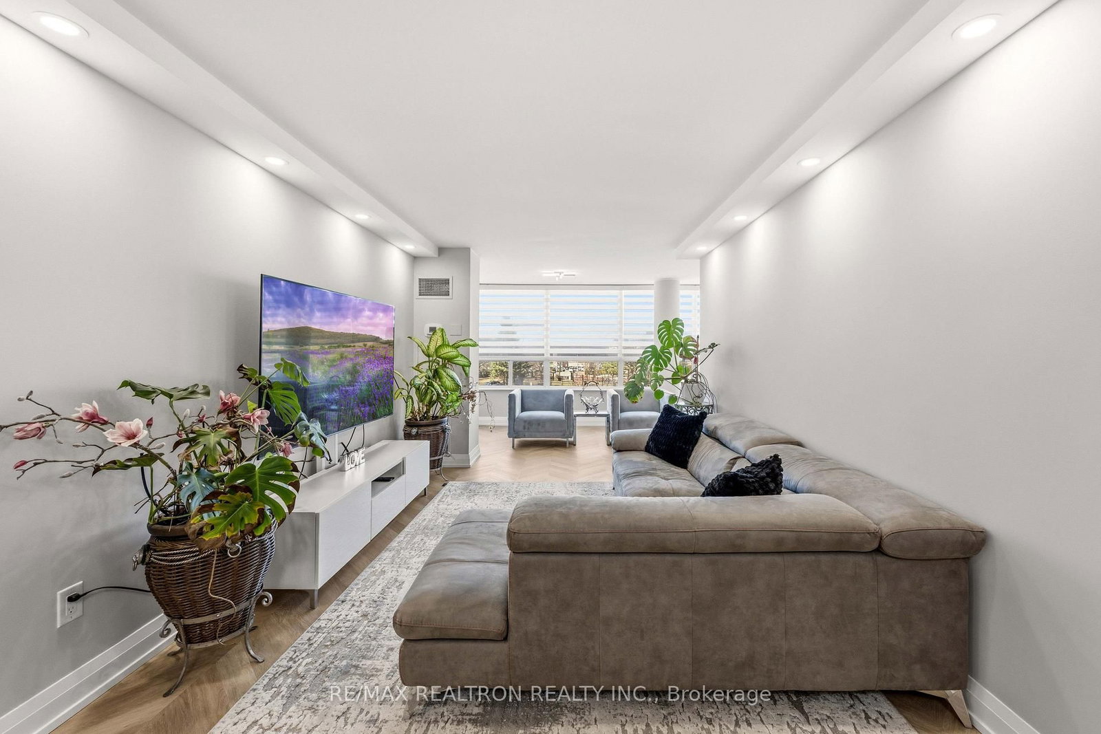 11 Townsgate Drive • #312 • Vaughan, ON photo 19