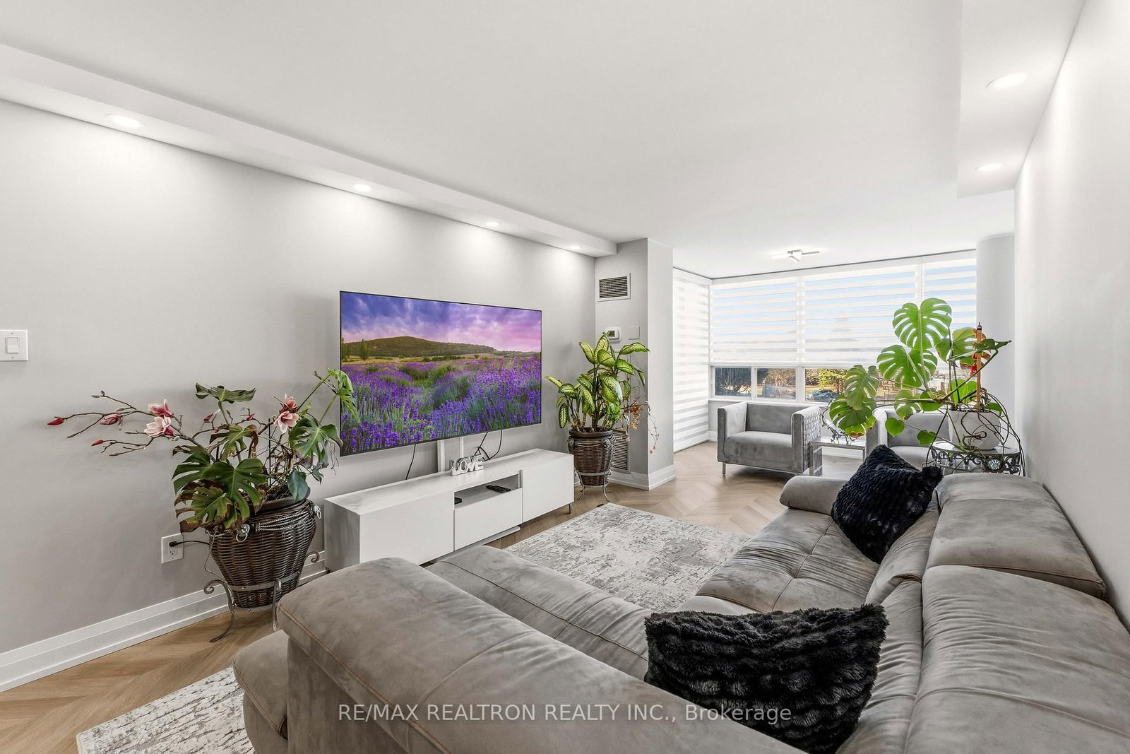 11 Townsgate Drive • #312 • Vaughan, ON photo 21