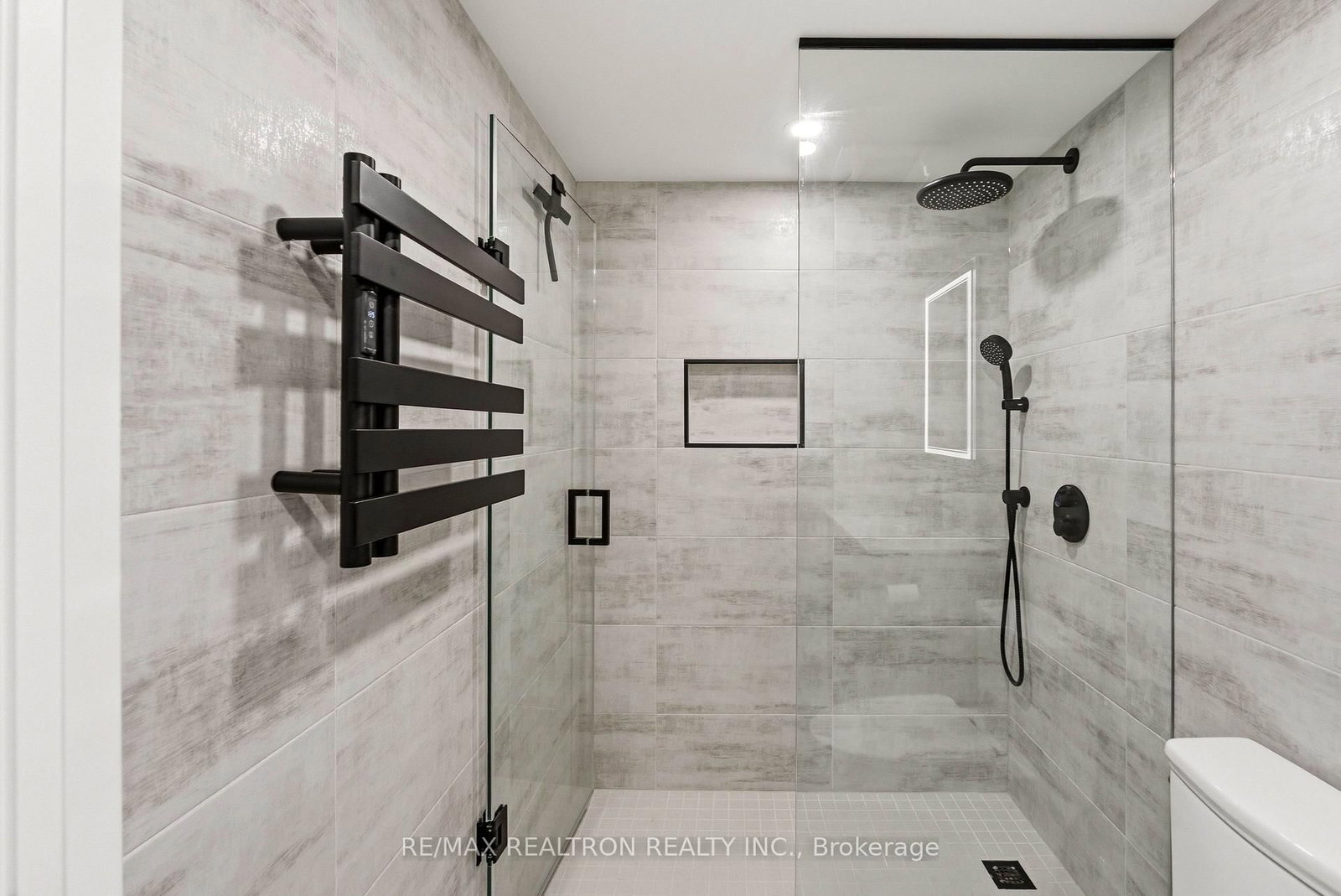 11 Townsgate Drive • #312 • Vaughan, ON photo 38