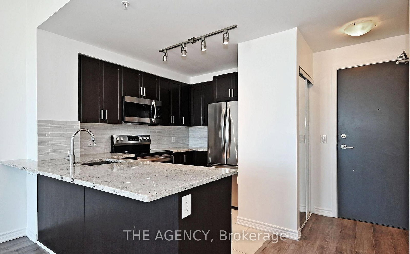 11611 Yonge Street • #809 • Richmond Hill, ON photo 10