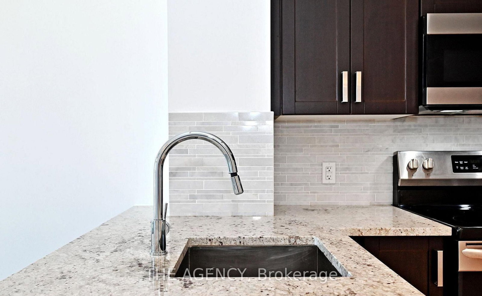 11611 Yonge Street • #809 • Richmond Hill, ON photo 11