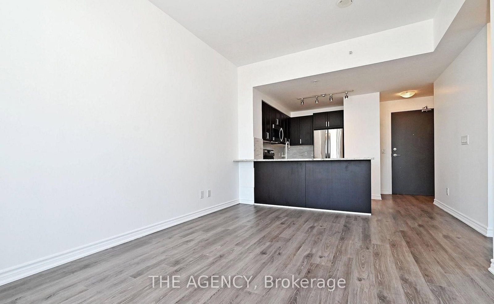 11611 Yonge Street • #809 • Richmond Hill, ON photo 7