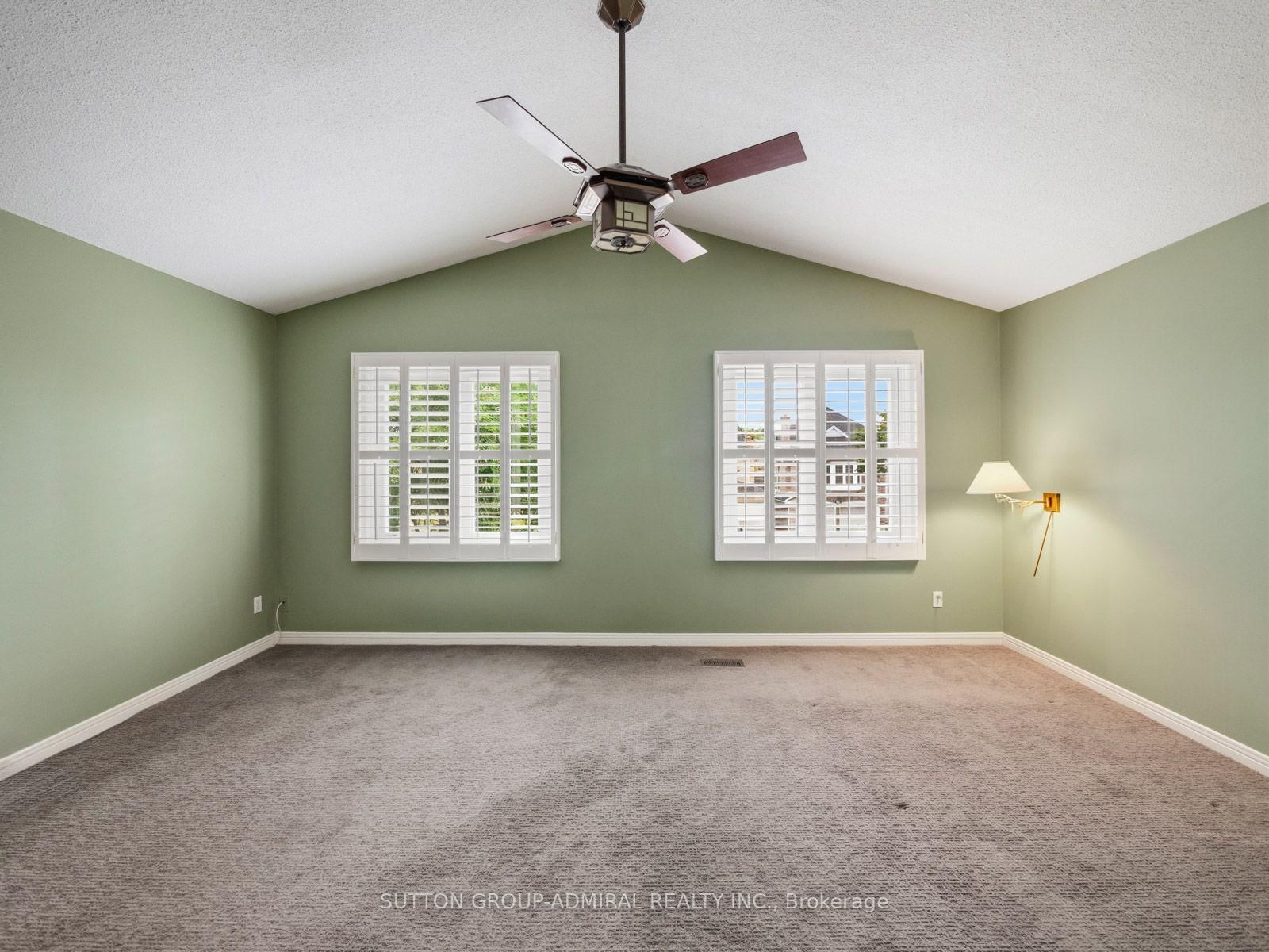 19 Jessica Gardens • Vaughan, ON photo 23